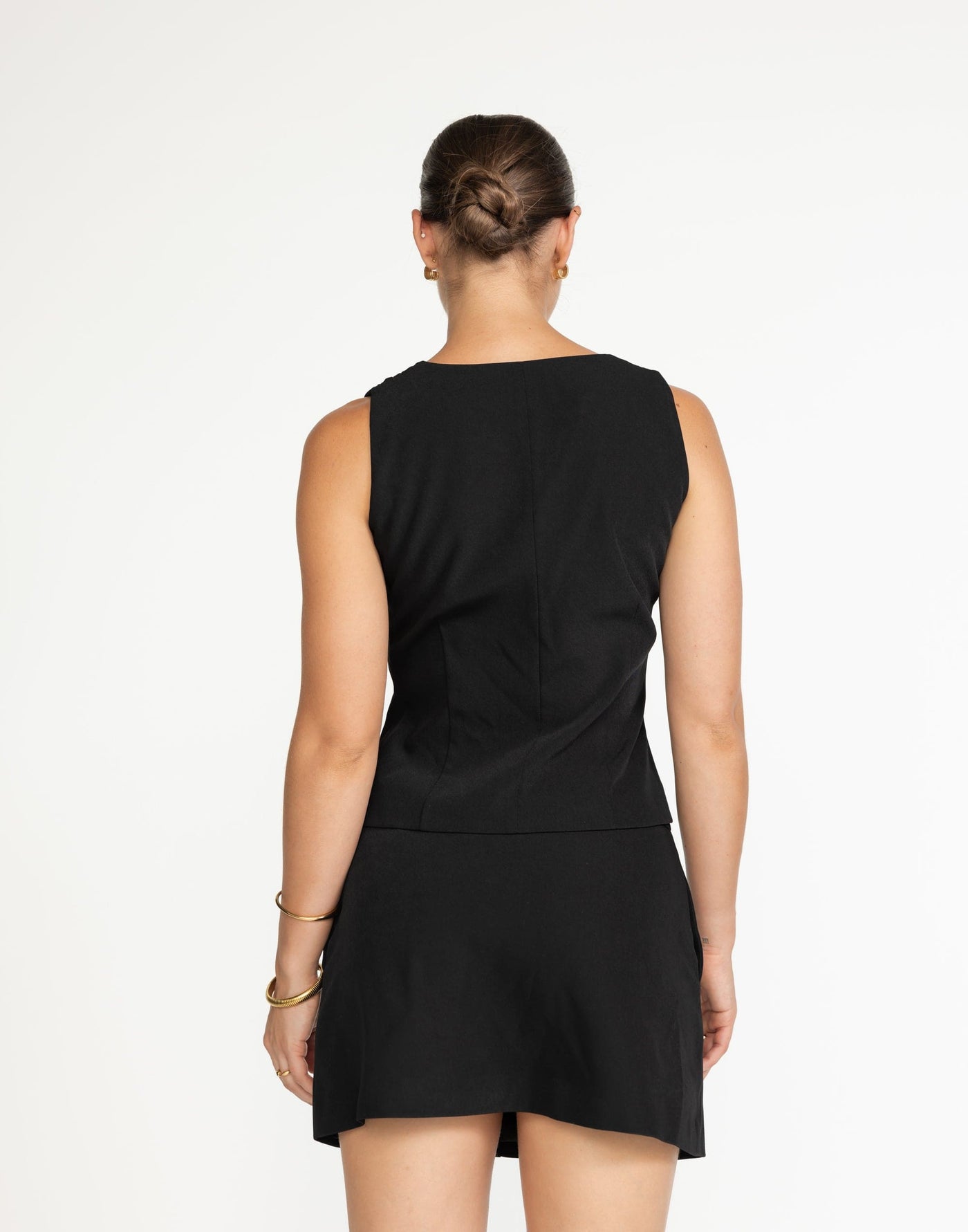 Brooks Skort (Black) | CHARCOAL Exclusive - Black Skort - Mid-rise - Women's Skort - Charcoal Clothing