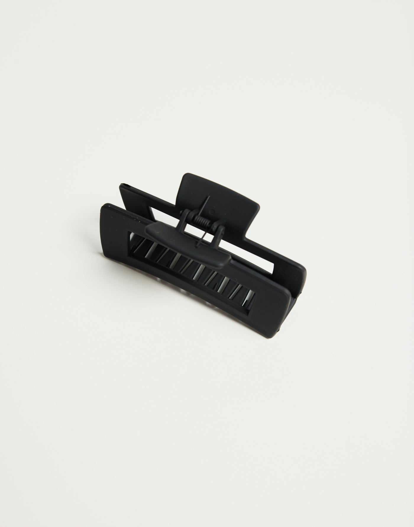 Charisse Hair Clip (Black) | CHARCOAL Exclusive - Wide Claw Hair Clip - Women's Accessories - Charcoal Clothing