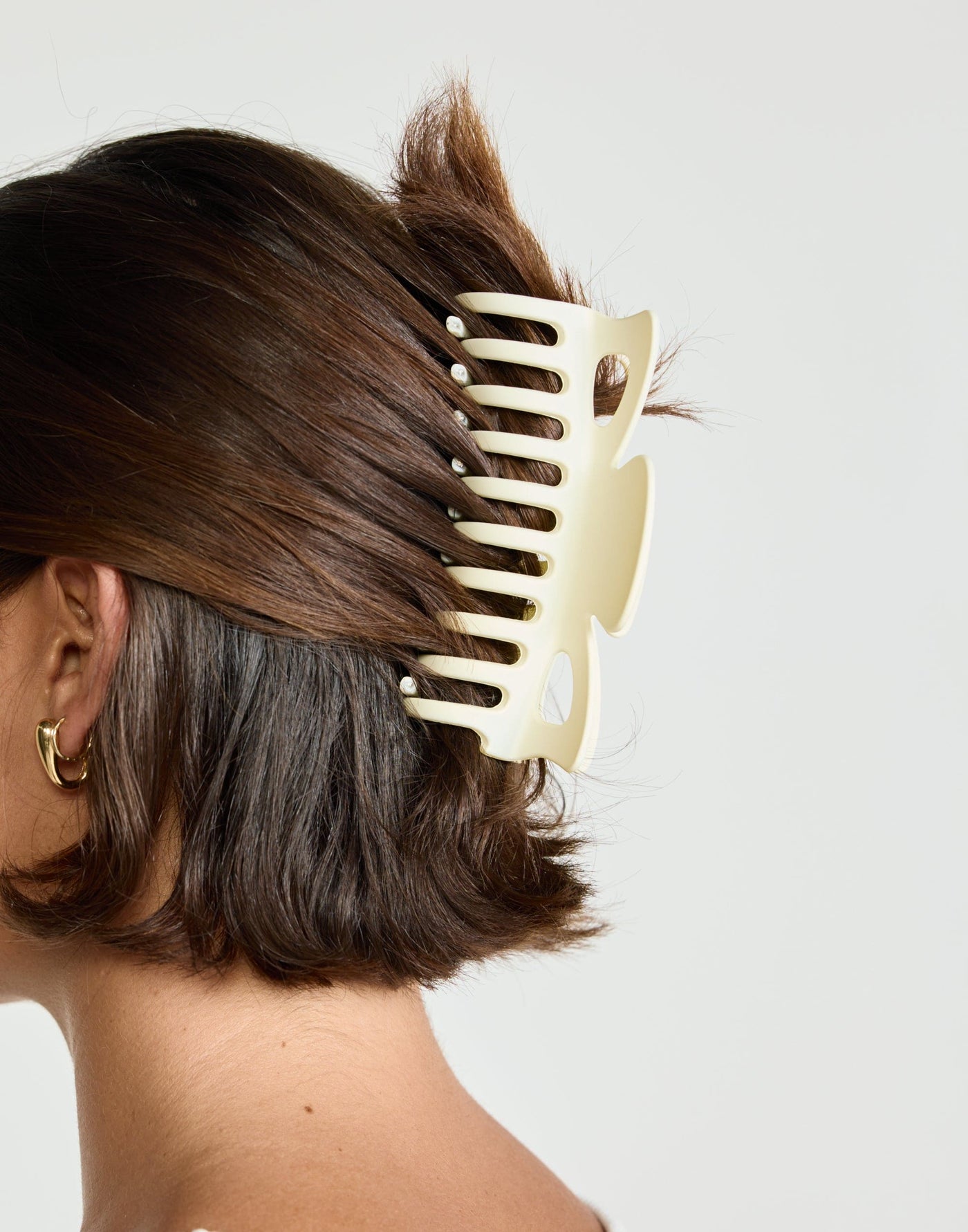 Martinello Hair Clip (Cream) | CHARCOAL Exclusive - Wide Claw Hair Clip - Women's Accessories - Charcoal Clothing