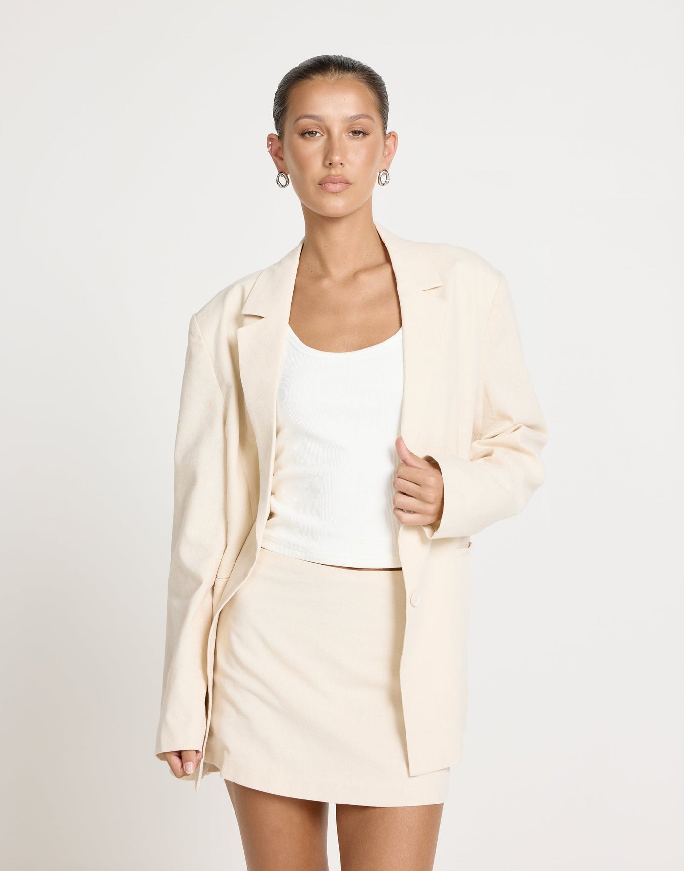 Bradshaw Blazer (Oat) | CHARCOAL EXCLUSIVE | Linen Blend Oversized Blazer - Women's Outerwear - Charcoal Clothing