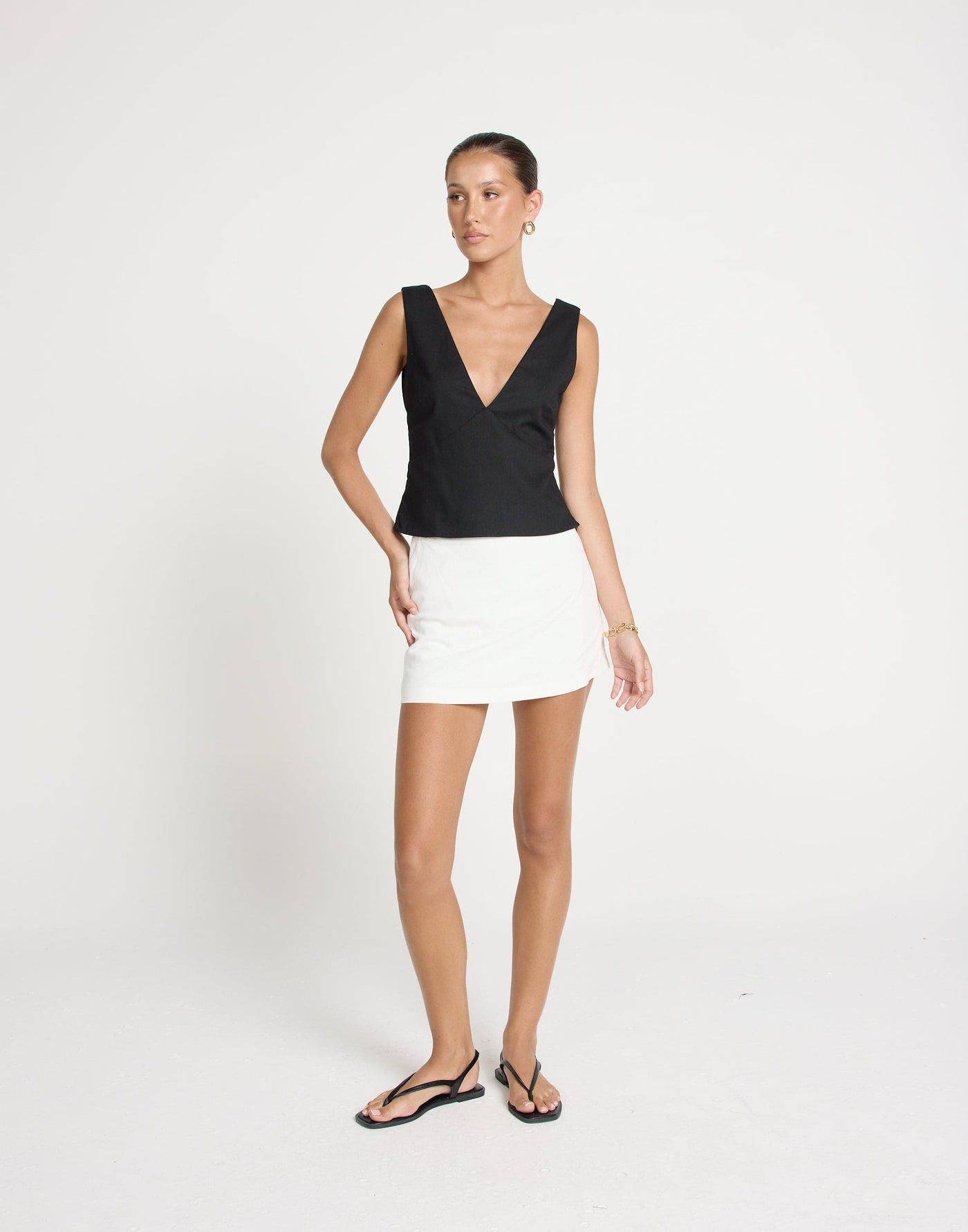 Bradshaw Mini Skirt (White) | CHARCOAL EXCLUSIVE | Linen Mini Skirt Mid Rise - Women's Skirt - Charcoal Clothing