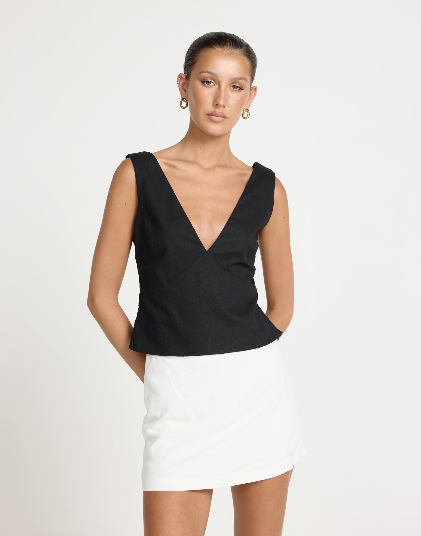 Elio Top (Black) | CHARCOAL Exclusive - V-neckline and Backline Linen Blend Top - Women's Top - Charcoal Clothing