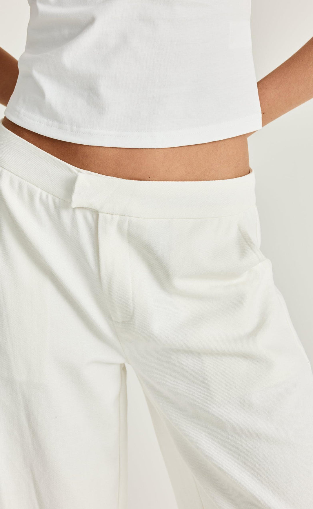 Katia Midi Pants (White) – CHARCOAL USA