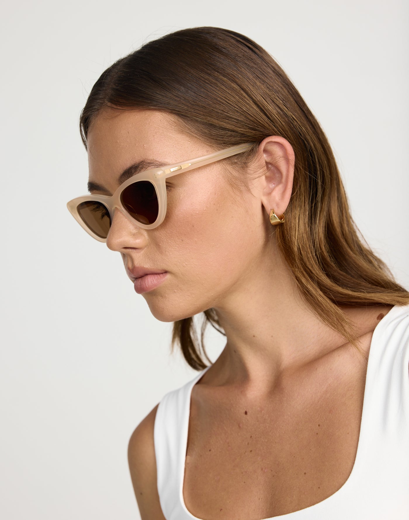 The Isla Sunglasses (Pearl Honey) - By Banbe - Beige Frame Brown Tinted Cate Eye Sunglasses - Women's Accessories - Charcoal Clothing