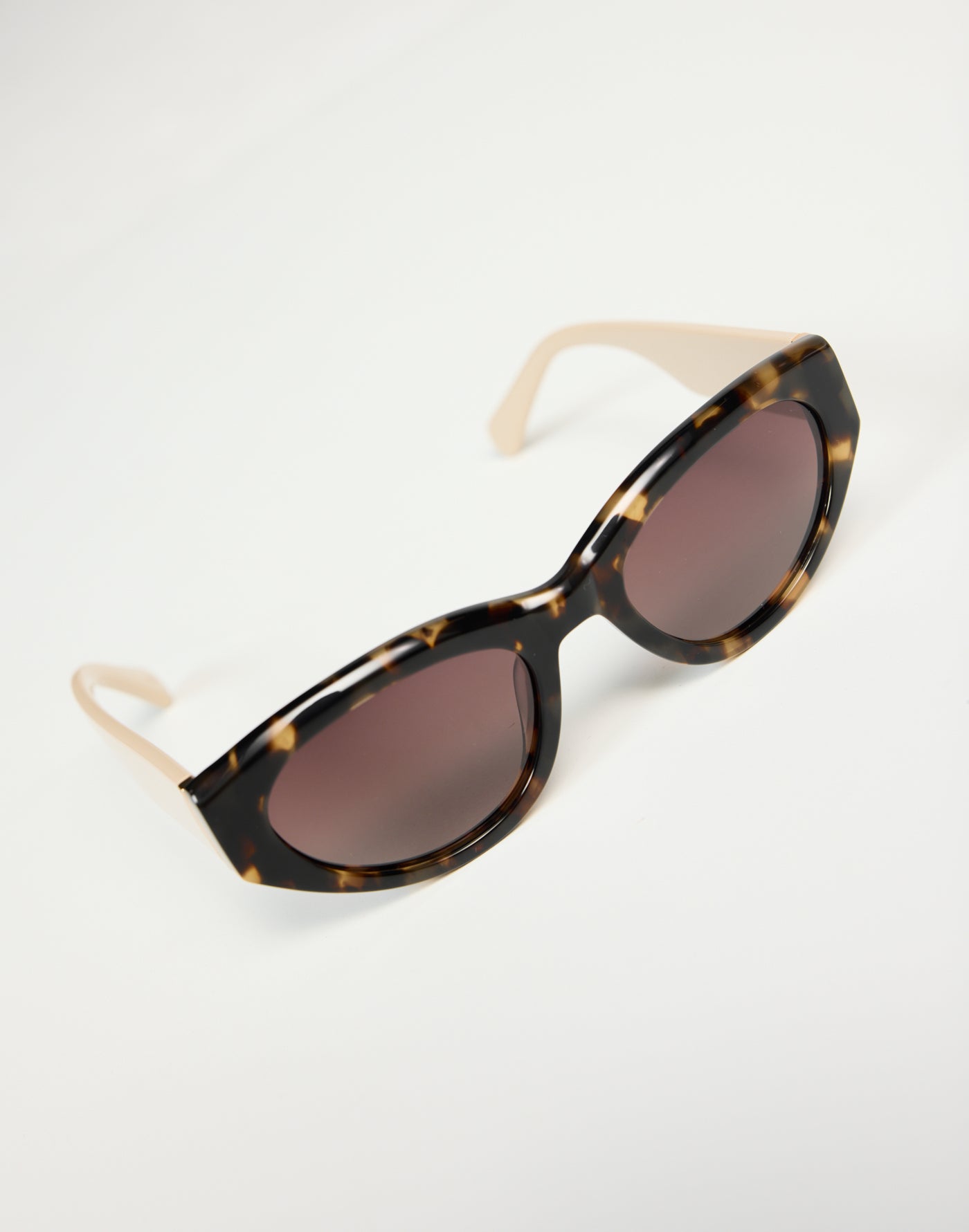 The Alba Sunglasses (Toffee Tort Bisque Pecan) - By Billini - - Women's Accessories - Charcoal Clothing