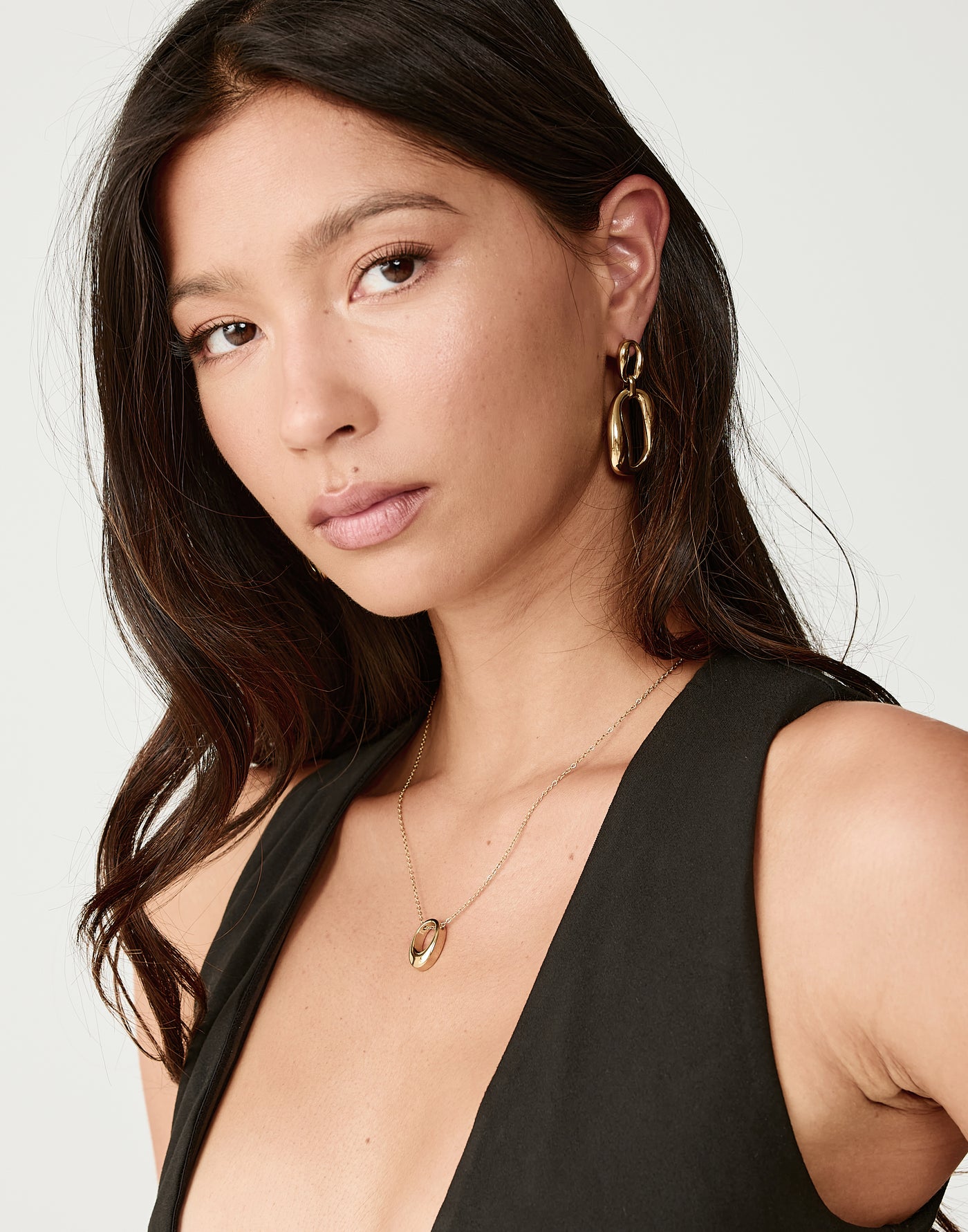  - Women's Accessories - Charcoal Clothing