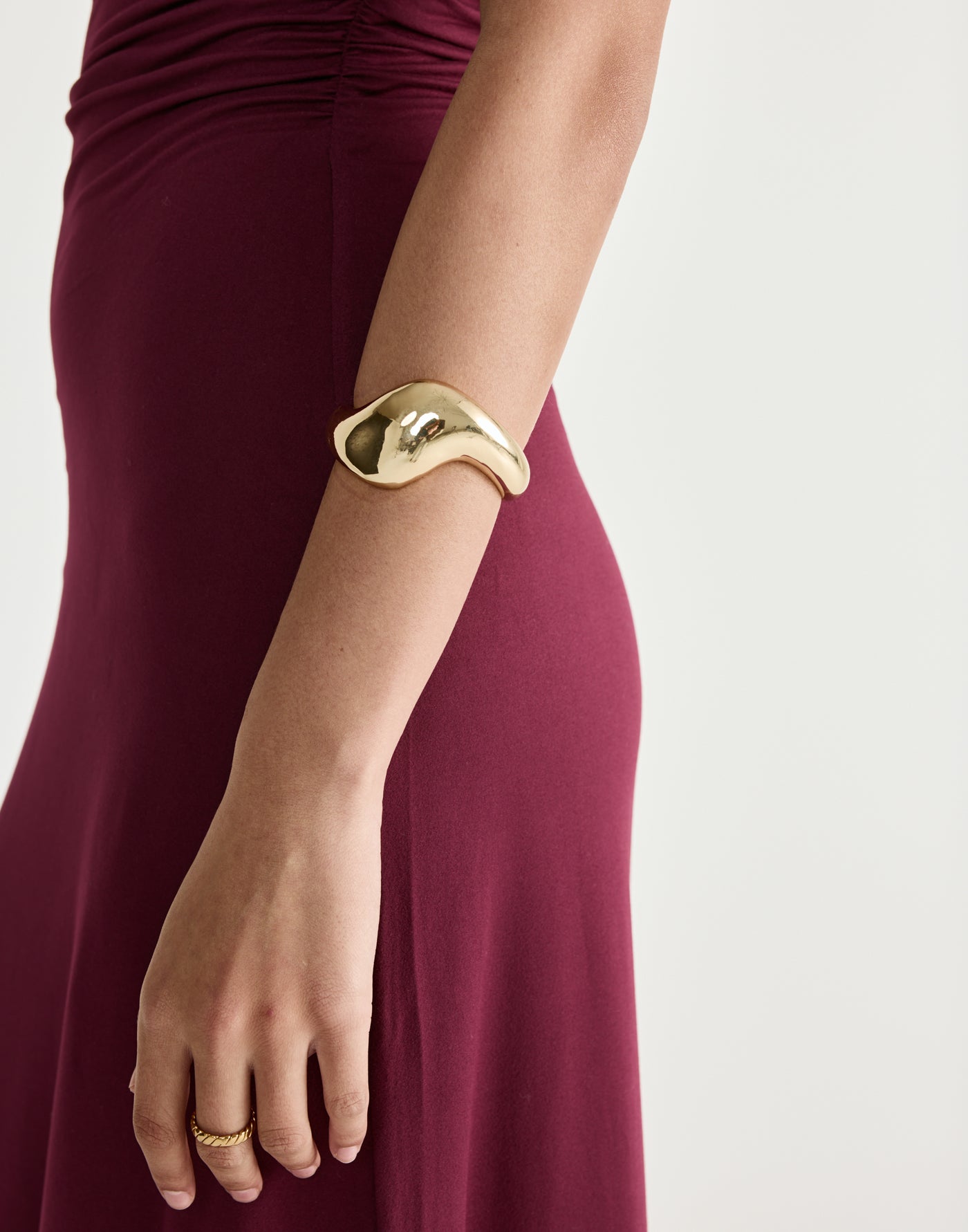  - Women's Accessories - Charcoal Clothing