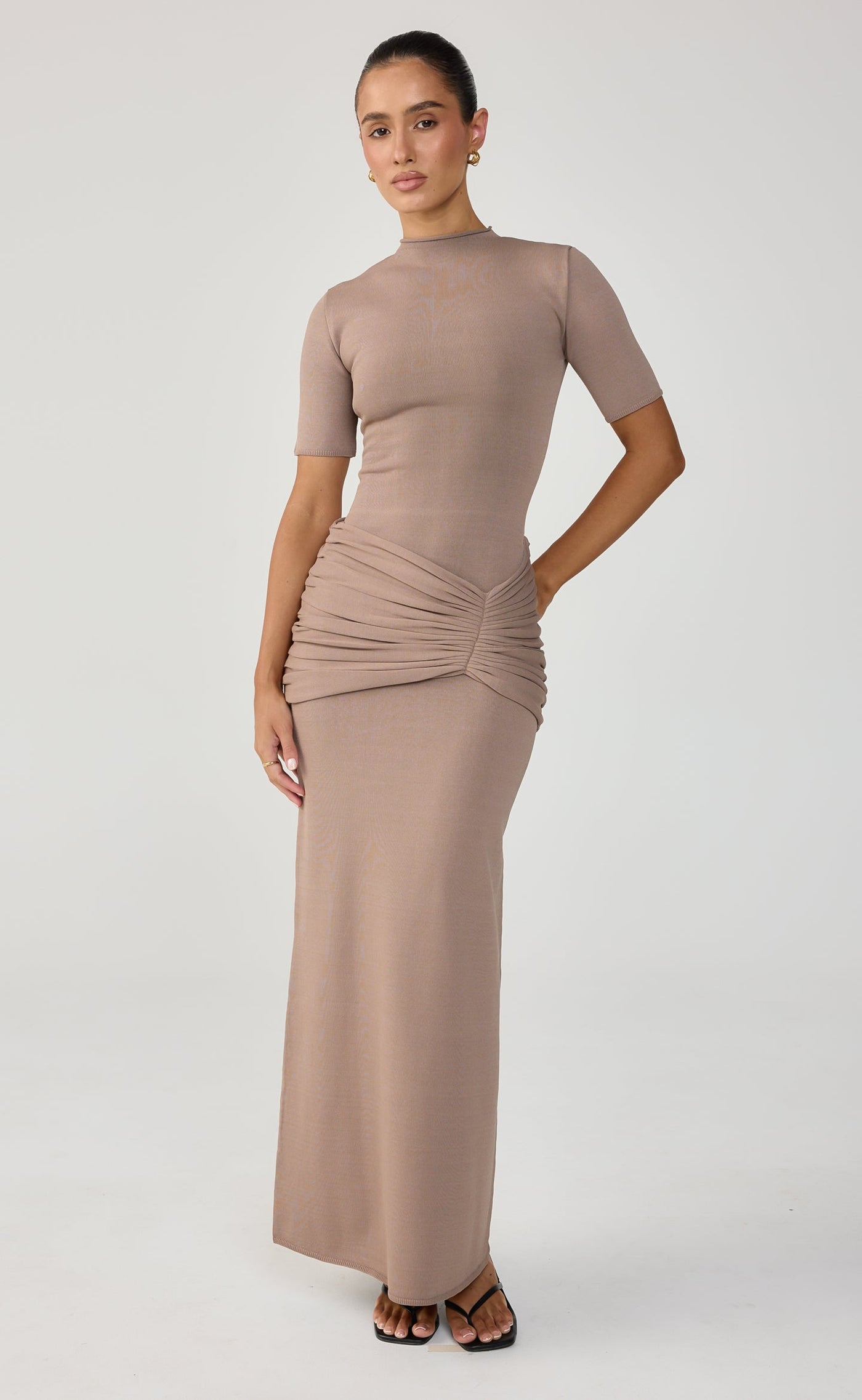 cecily maxi dress (Mocha) US 8 summery length showpiece built with Mac Duggal Women's High Style:Complete Set