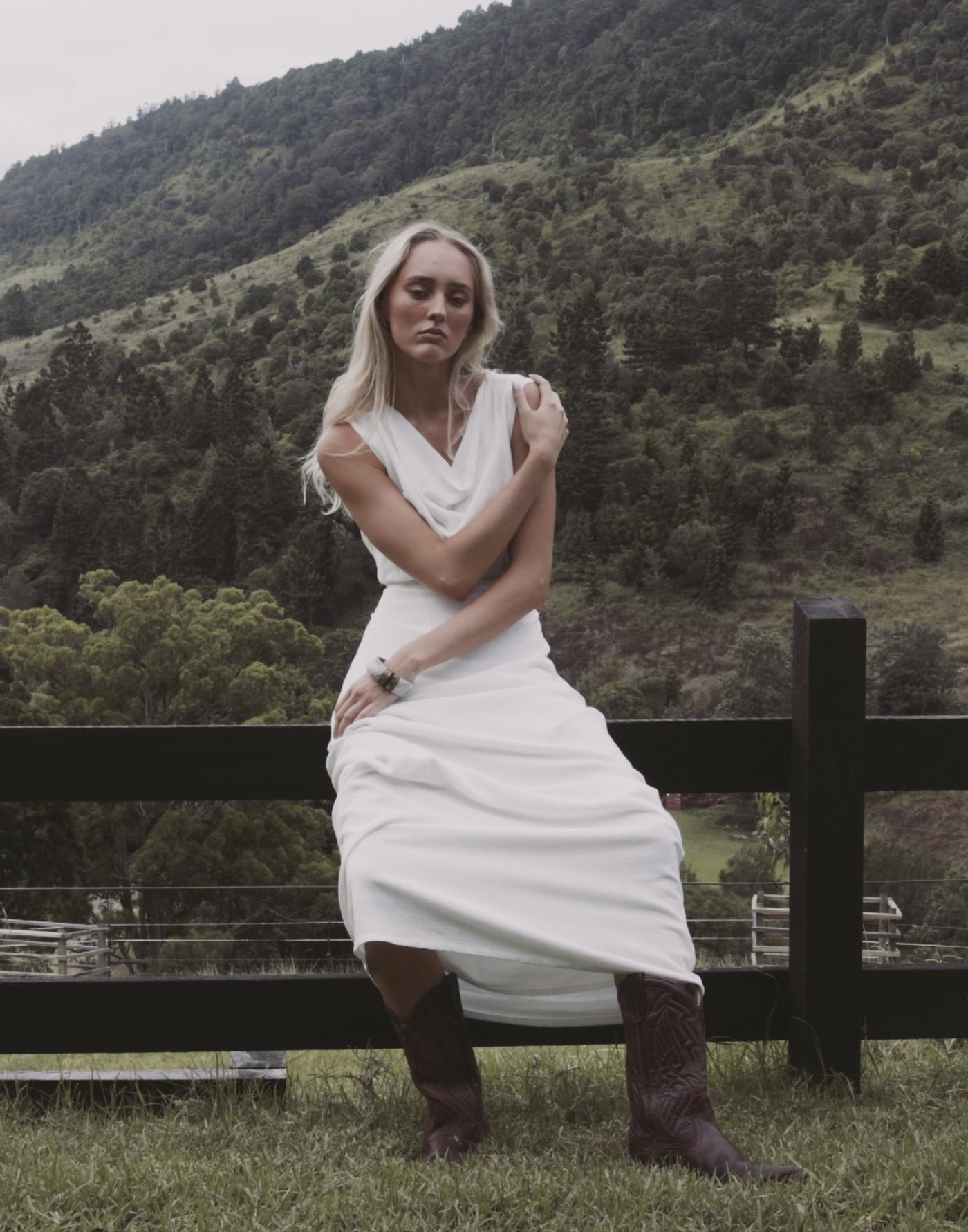 Shoreline Maxi Dress (White)