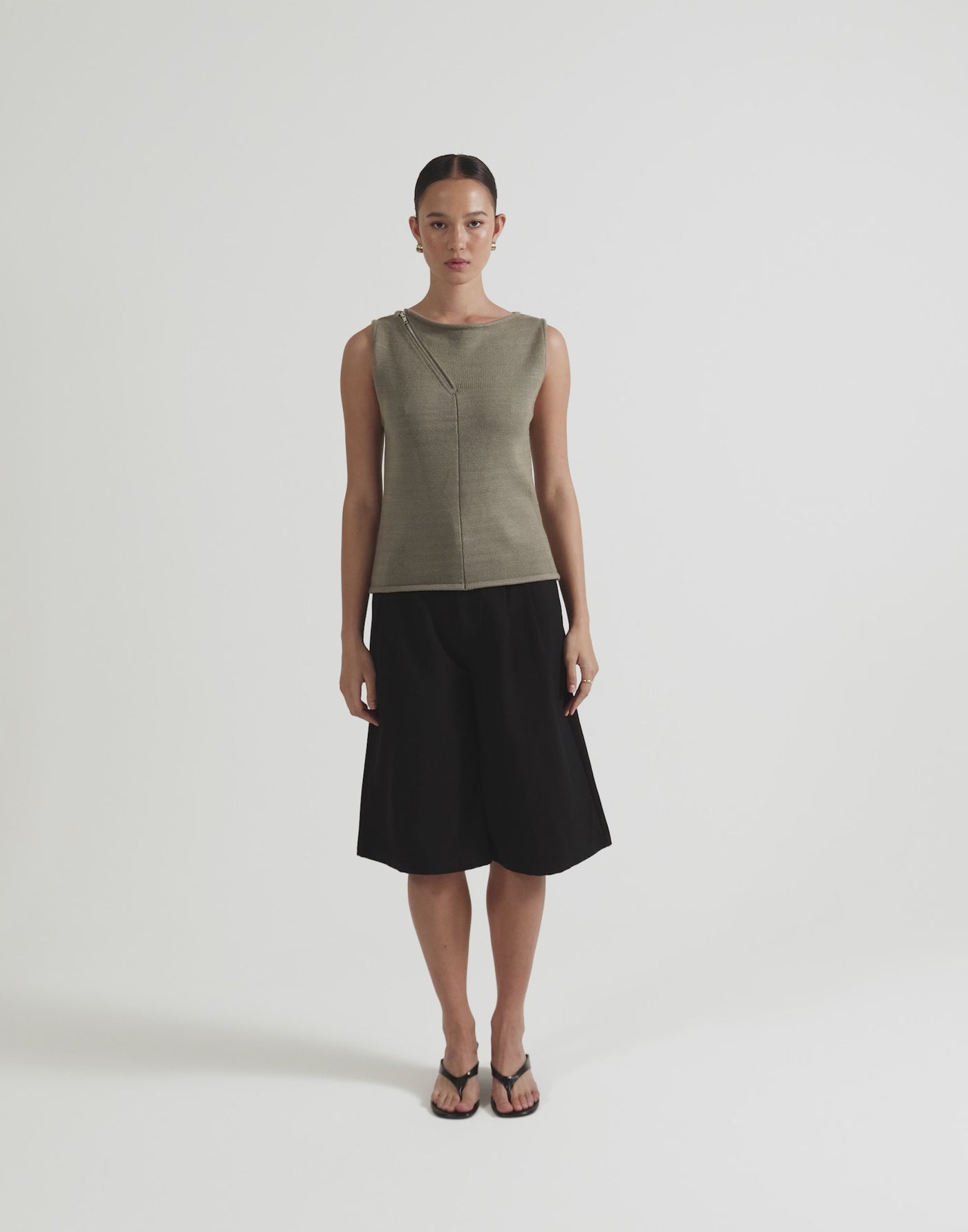 Wynter Top (Dusty Olive)